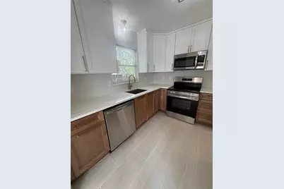 3135 Alta Vista Street, Sarasota, FL 34237 - Photo 13