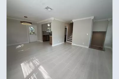 3135 Alta Vista Street, Sarasota, FL 34237 - Photo 5