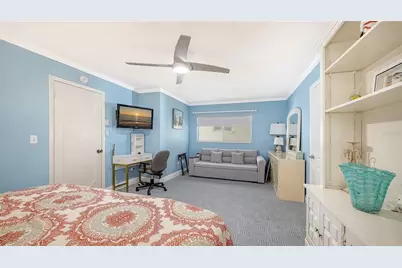 3808 Gulf Of Mexico Drive #E412, Longboat Key, FL 34228 - Photo 27