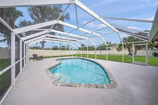 2130 E Leewynn Dr, Sarasota, FL 34240 - Photo 33