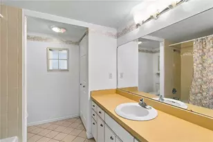 8734 54th Ave W, Bradenton, FL 34210 - Photo 23