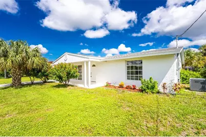 18321 Wolbrette Circle, Port Charlotte, FL 33948 - Photo 7