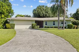 3921 Pin Oaks St, Sarasota, FL 34232 - Photo 1