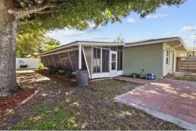 3921 Pin Oaks Street, Sarasota, FL 34232 - Photo 29