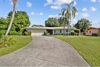 3921 Pin Oaks Street, Sarasota, FL 34232 - Photo 35