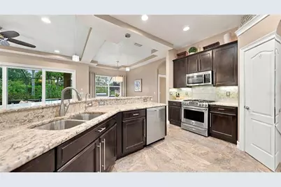11403 Gramercy Park Avenue, Bradenton, FL 34211 - Photo 17