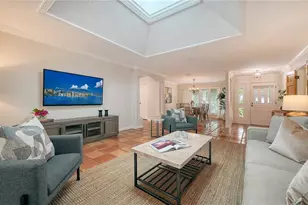 4887 Peregrine Point Cir E, Sarasota, FL 34231 - Photo 11