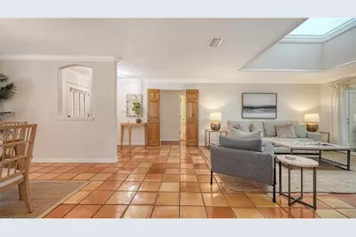 4887 Peregrine Point Circle E, Sarasota, FL 34231 - Photo 11