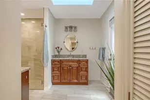 4887 Peregrine Point Cir E, Sarasota, FL 34231 - Photo 31