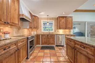 4887 Peregrine Point Cir E, Sarasota, FL 34231 - Photo 19