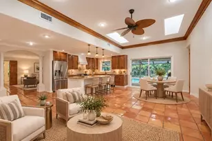 4887 Peregrine Point Cir E, Sarasota, FL 34231 - Photo 23