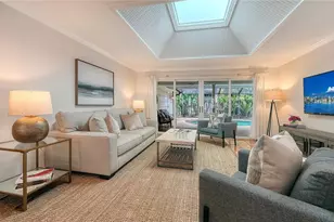 4887 Peregrine Point Cir E, Sarasota, FL 34231 - Photo 7