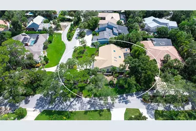 4887 Peregrine Point Circle E, Sarasota, FL 34231 - Photo 39