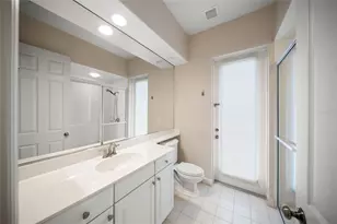 9075 Misty Creek Dr, Sarasota, FL 34241 - Photo 29