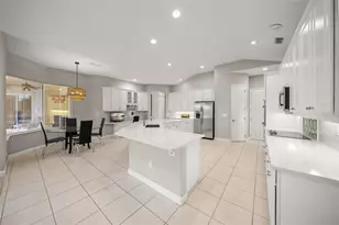 9075 Misty Creek Dr, Sarasota, FL 34241 - Photo 11