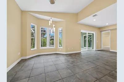 182 Island Circle, Sarasota, FL 34242 - Photo 11