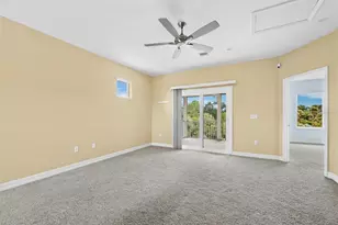 182 Island Cir, Sarasota, FL 34242 - Photo 25