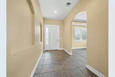 182 Island Circle, Sarasota, FL 34242 - Photo 5
