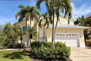 182 Island Cir, Sarasota, FL 34242 - Photo 3