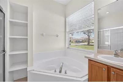 6407 67th Street E, Bradenton, FL 34203 - Photo 25