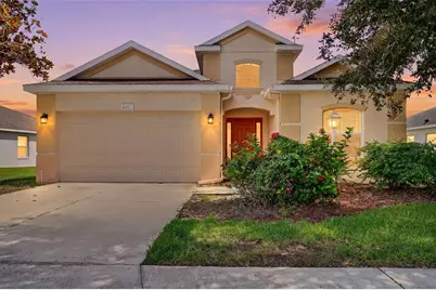 6407 67th Street E, Bradenton, FL 34203 - Photo 1