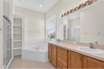 6407 67th Street E, Bradenton, FL 34203 - Photo 23