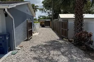 1415 36th St W, Bradenton, FL 34205 - Photo 35