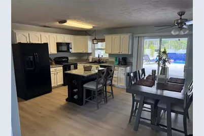 1415 36th Street W, Bradenton, FL 34205 - Photo 5