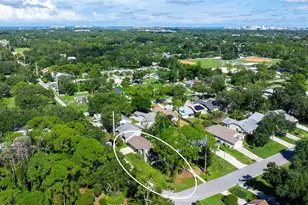 4598 Cactus Ave, Sarasota, FL 34231 - Photo 9