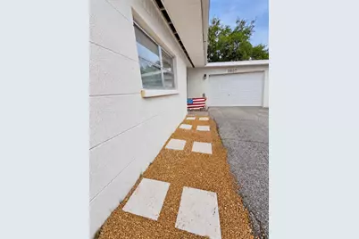 5807 20th Street W, Bradenton, FL 34207 - Photo 3