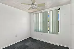 2127 Shawnee St, Sarasota, FL 34231 - Photo 17
