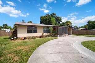 2127 Shawnee St, Sarasota, FL 34231 - Photo 3