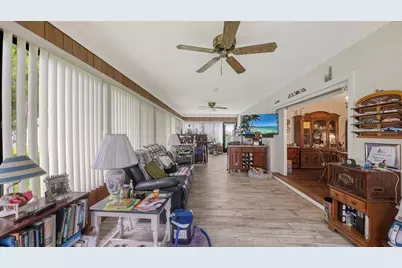 3802 Chinaberry Road, Bradenton, FL 34208 - Photo 5