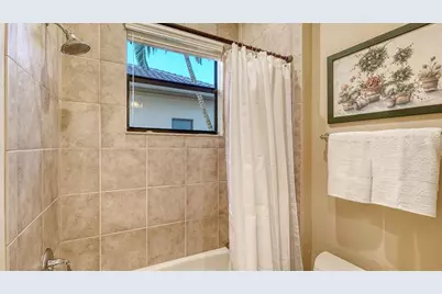 7836 Valderrama Way, Lakewood Ranch, FL 34202 - Photo 35