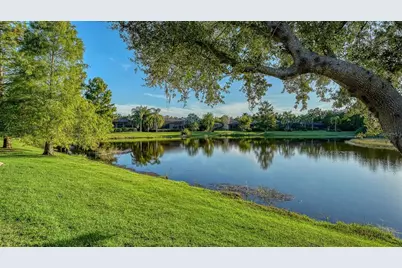 7836 Valderrama Way, Lakewood Ranch, FL 34202 - Photo 5