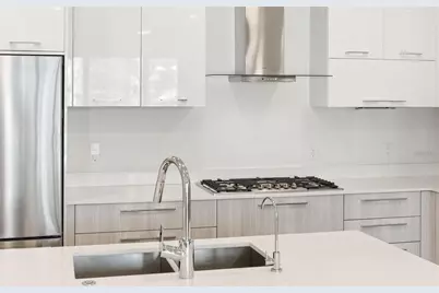 711 S Palm Avenue #302, Sarasota, FL 34236 - Photo 9