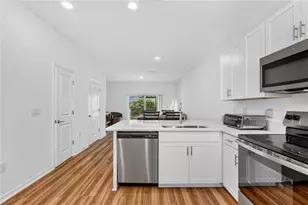 8688 Daybreak St, Sarasota, FL 34241 - Photo 11