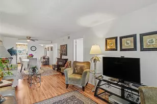 3785 Lake Bayshore Dr, Bradenton, FL 34205 - Photo 5
