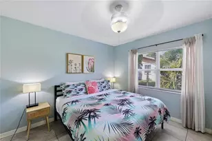 8479 Pinewood Rd, Sarasota, FL 34243 - Photo 21