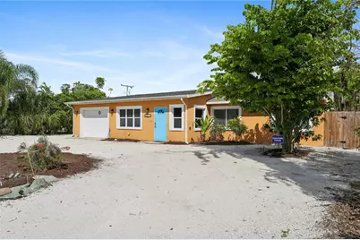8479 Pinewood Road, Sarasota, FL 34243 - Photo 1