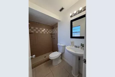 1926 11th Street W, Palmetto, FL 34221 - Photo 17