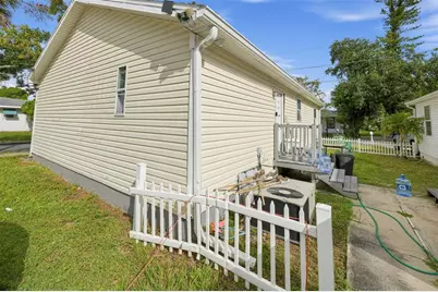 521 12th Avenue W, Bradenton, FL 34205 - Photo 23