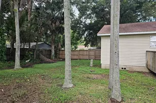 1720 30th Ave E, Bradenton, FL 34208 - Photo 21