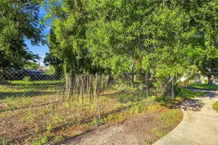 900 N Orange Ave, Sarasota, FL 34236 - Photo 21