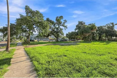 900 N Orange Avenue, Sarasota, FL 34236 - Photo 23