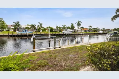 918 Cimarron Drive, Punta Gorda, FL 33950 - Photo 17