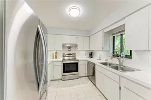 6600 Draw Ln, Sarasota, FL 34238 - Photo 15