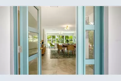 1967 Brookhaven Drive, Sarasota, FL 34239 - Photo 3