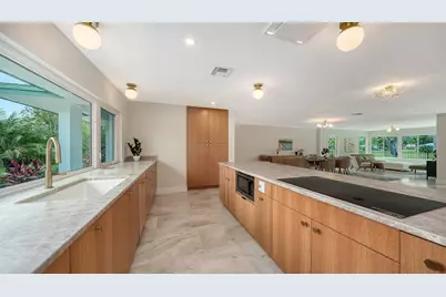 1967 Brookhaven Drive, Sarasota, FL 34239 - Photo 17