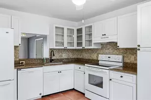 509 Lakeside Dr, Bradenton, FL 34210 - Photo 5